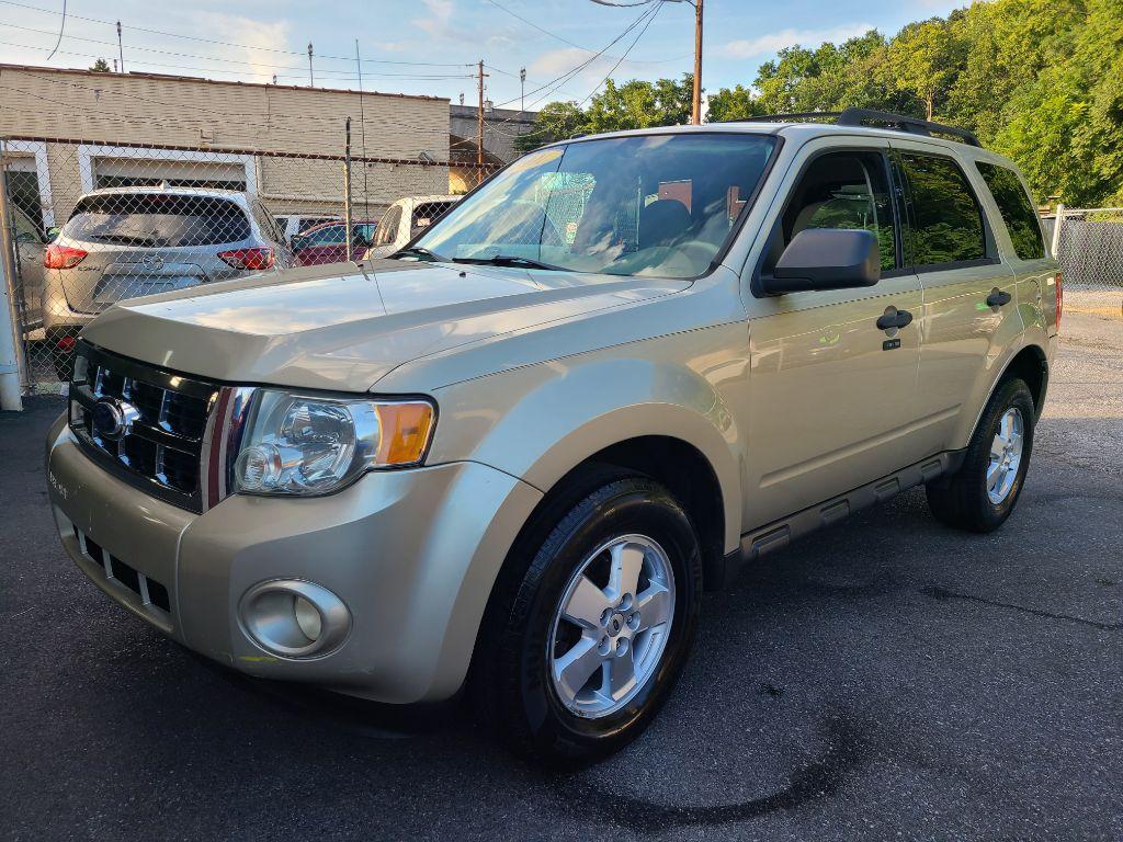 photo of 2011 FORD ESCAPE 4DR