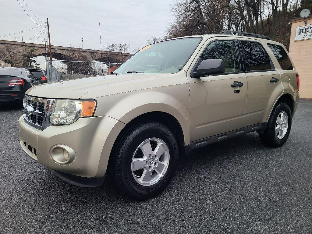 photo of 2011 FORD ESCAPE 4DR
