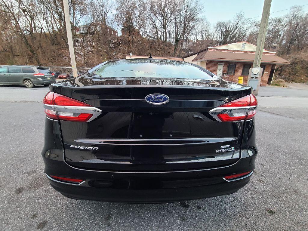 2019 BLACK FORD FUSION SE (3FA6P0LU4KR) with an 2.0L engine, Continuously Variable transmission, located at 7981 Paxton Street, Harrisburg, PA, 17111, (717) 561-2926, 40.261490, -76.749229 - Photo #3