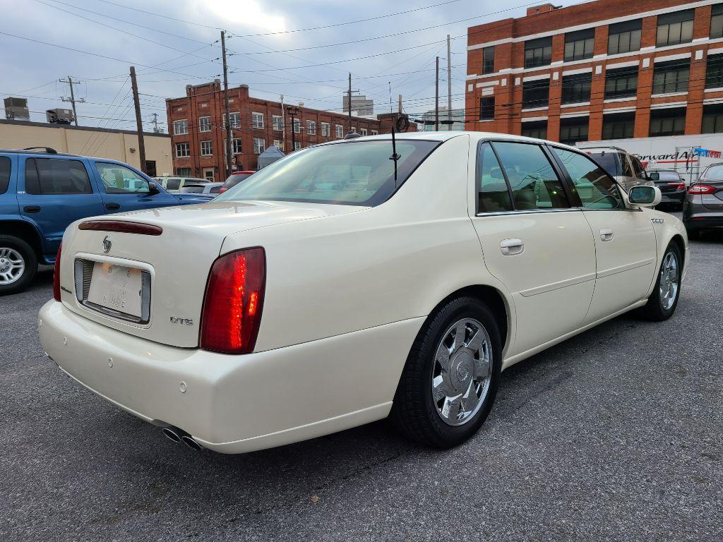 2003 WHITE CADILLAC DEVILLE DTS (1G6KF57963U) with an 4.6L engine, Automatic transmission, located at 117 North Cameron Street, Harrisburg, PA, 17101, (717) 963-8962, 40.267021, -76.875351 - WE FINANCE!!! Good Credit/ Bad Credit/ No Credit - ALL Trade-Ins Welcomed!!! ***Guaranteed Credit Approval*** APPLY ONLINE or CALL us TODAY ;) Internet Prices and Marketplace Prices are SPECIAL discounted ***CASH DEALS*** Retail Prices are higher. Please call us to discuss your cash and finan - Photo #4