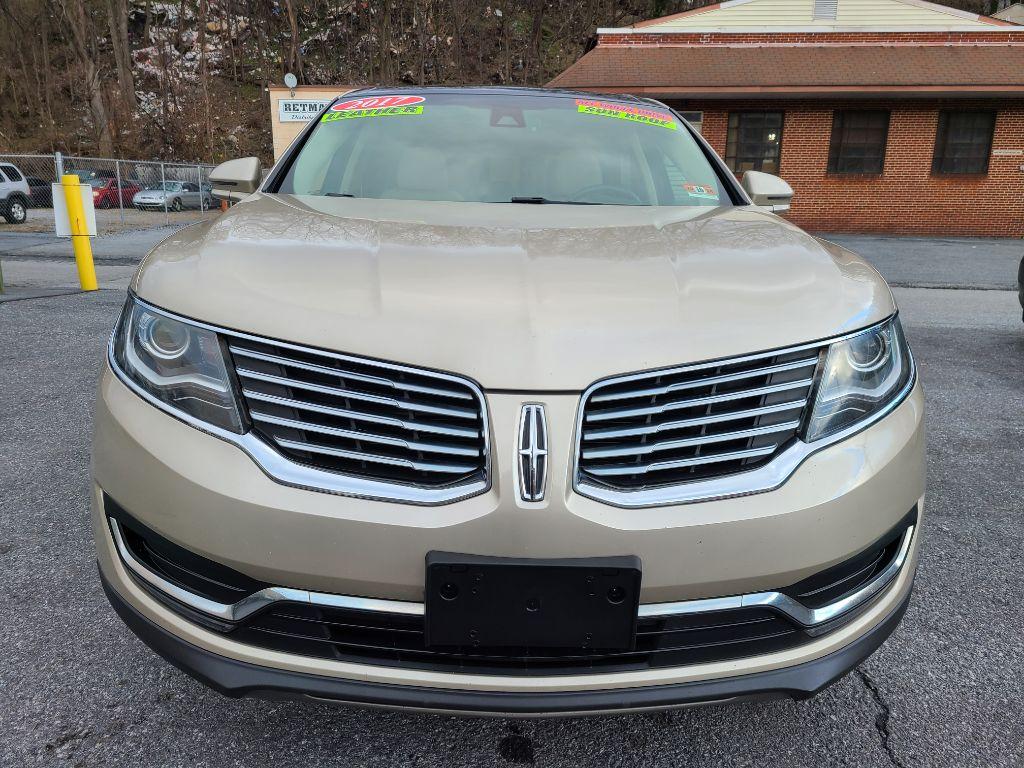 2017 BEIGE LINCOLN MKX RESERVE (2LMPJ8LR5HB) with an 3.7L engine, Automatic transmission, located at 117 North Cameron Street, Harrisburg, PA, 17101, (717) 963-8962, 40.267021, -76.875351 - Photo #7