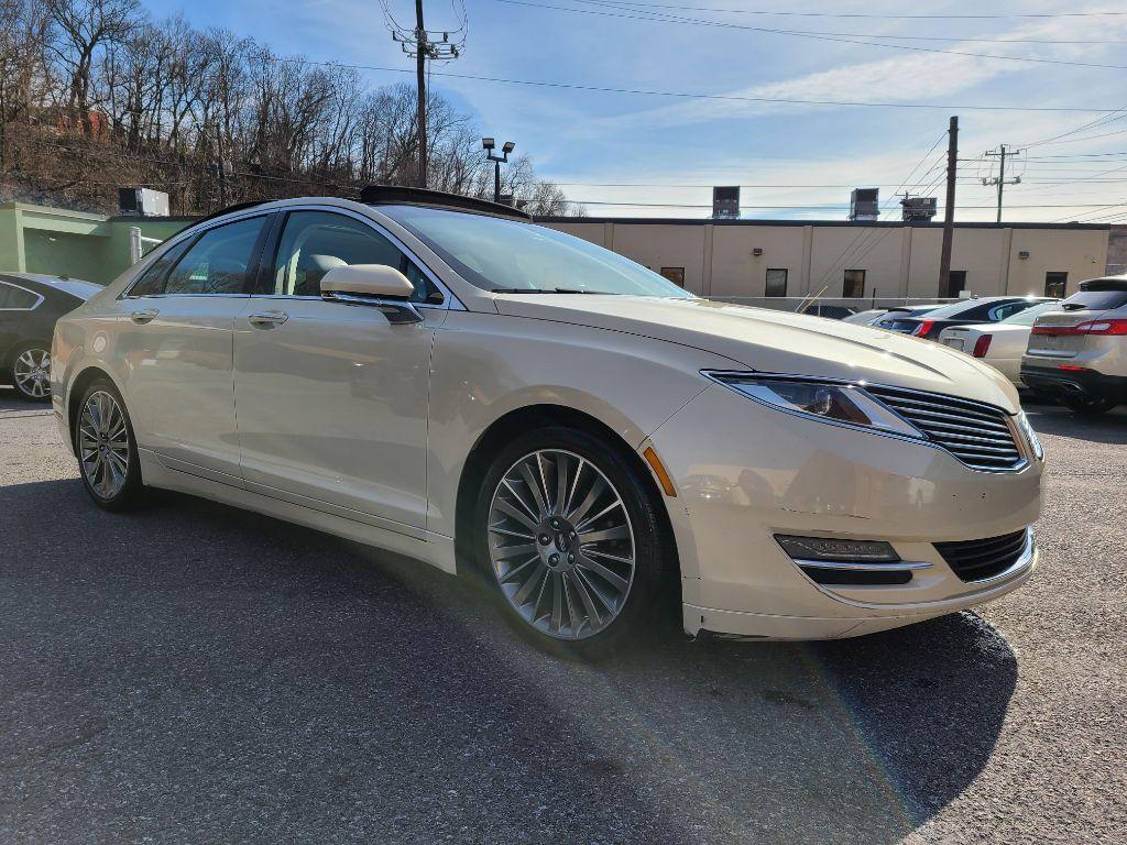 2014 WHITE LINCOLN MKZ HYBRID (3LN6L2LU2ER) with an 2.0L engine, Continuously Variable transmission, located at 117 North Cameron Street, Harrisburg, PA, 17101, (717) 963-8962, 40.267021, -76.875351 - WE FINANCE!!! Good Credit/ Bad Credit/ No Credit - ALL Trade-Ins Welcomed!!! ***Guaranteed Credit Approval*** APPLY ONLINE or CALL us TODAY ;) Internet Prices and Marketplace Prices are SPECIAL discounted ***CASH DEALS*** Retail Prices are higher. Please call us to discuss your cash and finan - Photo #15