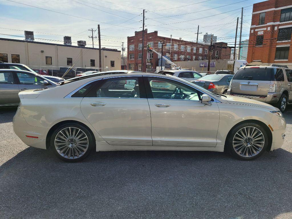 2014 WHITE LINCOLN MKZ HYBRID (3LN6L2LU2ER) with an 2.0L engine, Continuously Variable transmission, located at 117 North Cameron Street, Harrisburg, PA, 17101, (717) 963-8962, 40.267021, -76.875351 - WE FINANCE!!! Good Credit/ Bad Credit/ No Credit - ALL Trade-Ins Welcomed!!! ***Guaranteed Credit Approval*** APPLY ONLINE or CALL us TODAY ;) Internet Prices and Marketplace Prices are SPECIAL discounted ***CASH DEALS*** Retail Prices are higher. Please call us to discuss your cash and finan - Photo #5