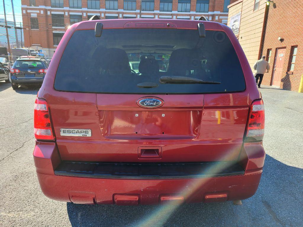 2012 RED FORD ESCAPE XLT (1FMCU0D74CK) with an 2.5L engine, Automatic transmission, located at 7981 Paxton Street, Harrisburg, PA, 17111, (717) 561-2926, 40.261490, -76.749229 - WE FINANCE!!! Good Credit/ Bad Credit/ No Credit - ALL Trade-Ins Welcomed!!! ***Guaranteed Credit Approval*** APPLY ONLINE or CALL us TODAY ;) Internet Prices and Marketplace Prices are SPECIAL discounted ***CASH DEALS*** Retail Prices are higher. Please call us to discuss your cash and finan - Photo #3