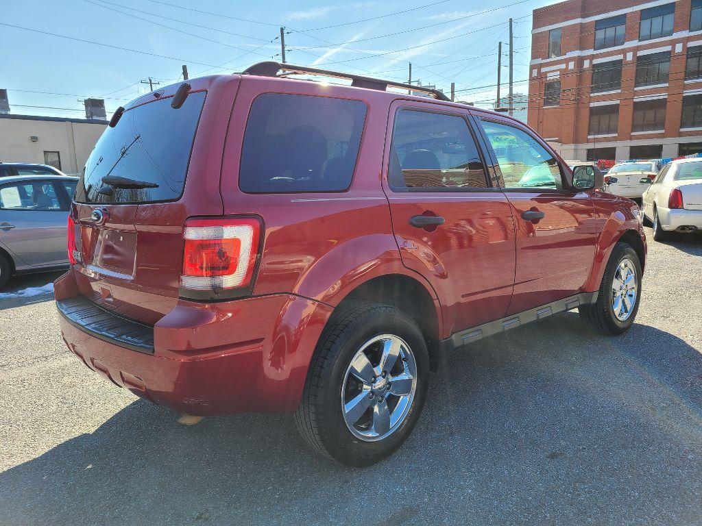 2012 RED FORD ESCAPE XLT (1FMCU0D74CK) with an 2.5L engine, Automatic transmission, located at 7981 Paxton Street, Harrisburg, PA, 17111, (717) 561-2926, 40.261490, -76.749229 - WE FINANCE!!! Good Credit/ Bad Credit/ No Credit - ALL Trade-Ins Welcomed!!! ***Guaranteed Credit Approval*** APPLY ONLINE or CALL us TODAY ;) Internet Prices and Marketplace Prices are SPECIAL discounted ***CASH DEALS*** Retail Prices are higher. Please call us to discuss your cash and finan - Photo #4