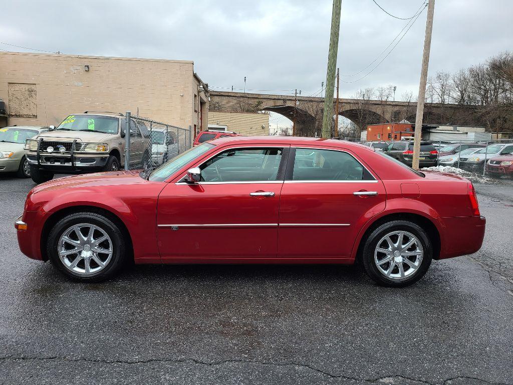 2008 RED CHRYSLER 300C (2C3KA63H38H) with an 5.7L engine, Automatic transmission, located at 117 North Cameron Street, Harrisburg, PA, 17101, (717) 963-8962, 40.267021, -76.875351 - Photo #1