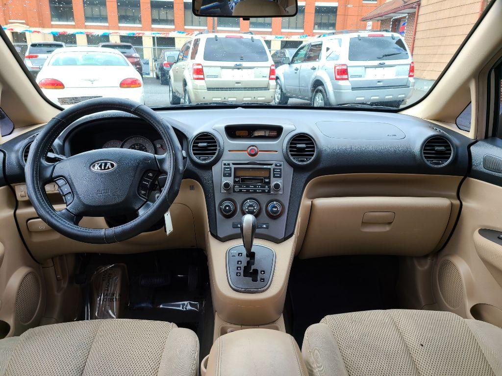 2007 TAN KIA RONDO LX (KNAFG526077) with an 2.7L engine, Automatic transmission, located at 117 North Cameron Street, Harrisburg, PA, 17101, (717) 963-8962, 40.267021, -76.875351 - WE FINANCE!!! Good Credit/ Bad Credit/ No Credit - ALL Trade-Ins Welcomed!!! ***Guaranteed Credit Approval*** APPLY ONLINE or CALL us TODAY ;) Internet Prices and Marketplace Prices are SPECIAL discounted ***CASH DEALS*** Retail Prices are higher. Please call us to discuss your cash and finan - Photo #9