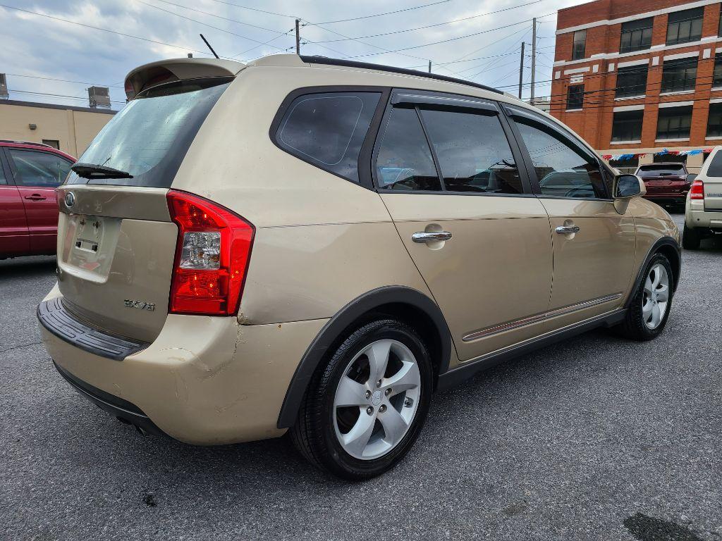 2007 TAN KIA RONDO LX (KNAFG526077) with an 2.7L engine, Automatic transmission, located at 117 North Cameron Street, Harrisburg, PA, 17101, (717) 963-8962, 40.267021, -76.875351 - WE FINANCE!!! Good Credit/ Bad Credit/ No Credit - ALL Trade-Ins Welcomed!!! ***Guaranteed Credit Approval*** APPLY ONLINE or CALL us TODAY ;) Internet Prices and Marketplace Prices are SPECIAL discounted ***CASH DEALS*** Retail Prices are higher. Please call us to discuss your cash and finan - Photo #4