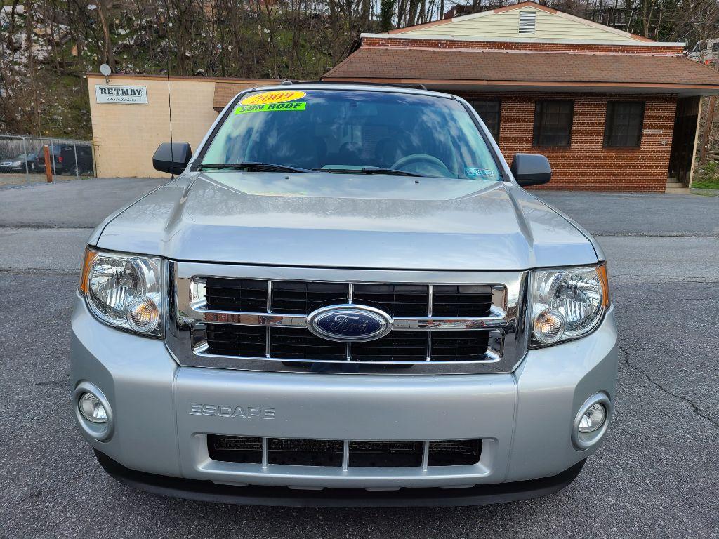 2009 SILVER FORD ESCAPE XLT (1FMCU03799K) with an 2.5L engine, Automatic transmission, located at 117 North Cameron Street, Harrisburg, PA, 17101, (717) 963-8962, 40.267021, -76.875351 - Photo #22