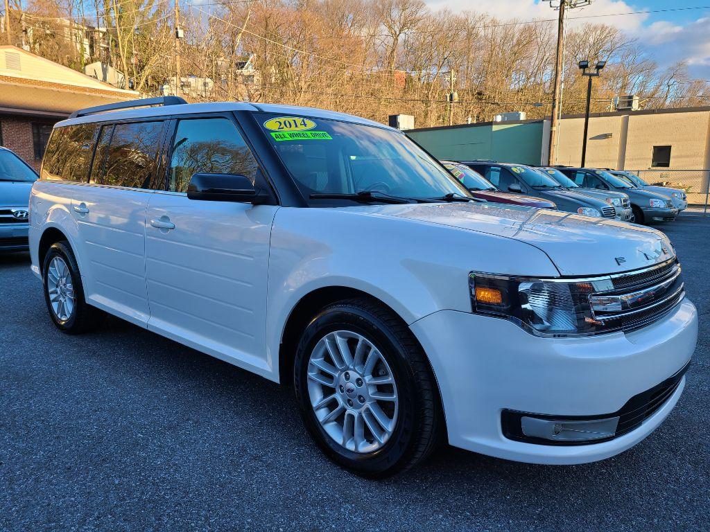 2014 WHITE FORD FLEX SEL (2FMHK6C83EB) with an 3.5L engine, Automatic transmission, located at 7981 Paxton Street, Harrisburg, PA, 17111, (717) 561-2926, 40.261490, -76.749229 - Photo #6