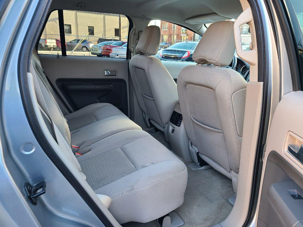 2007 GRAY FORD EDGE SE (2FMDK46C67B) with an 3.5L engine, Automatic transmission, located at 117 North Cameron Street, Harrisburg, PA, 17101, (717) 963-8962, 40.267021, -76.875351 - Photo #11