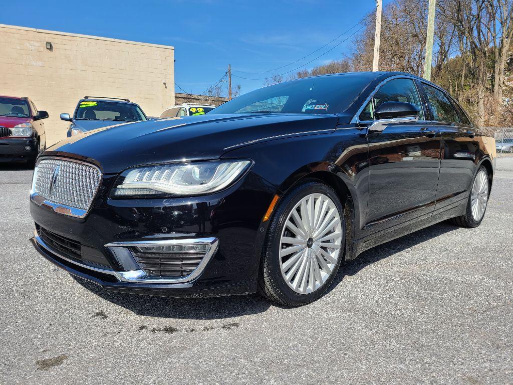 photo of 2017 LINCOLN MKZ 4DR