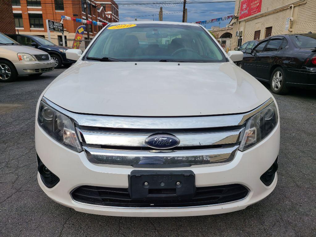 2010 WHITE FORD FUSION SE (3FAHP0HAXAR) with an 2.5L engine, Automatic transmission, located at 117 North Cameron Street, Harrisburg, PA, 17101, (717) 963-8962, 40.267021, -76.875351 - Photo #7