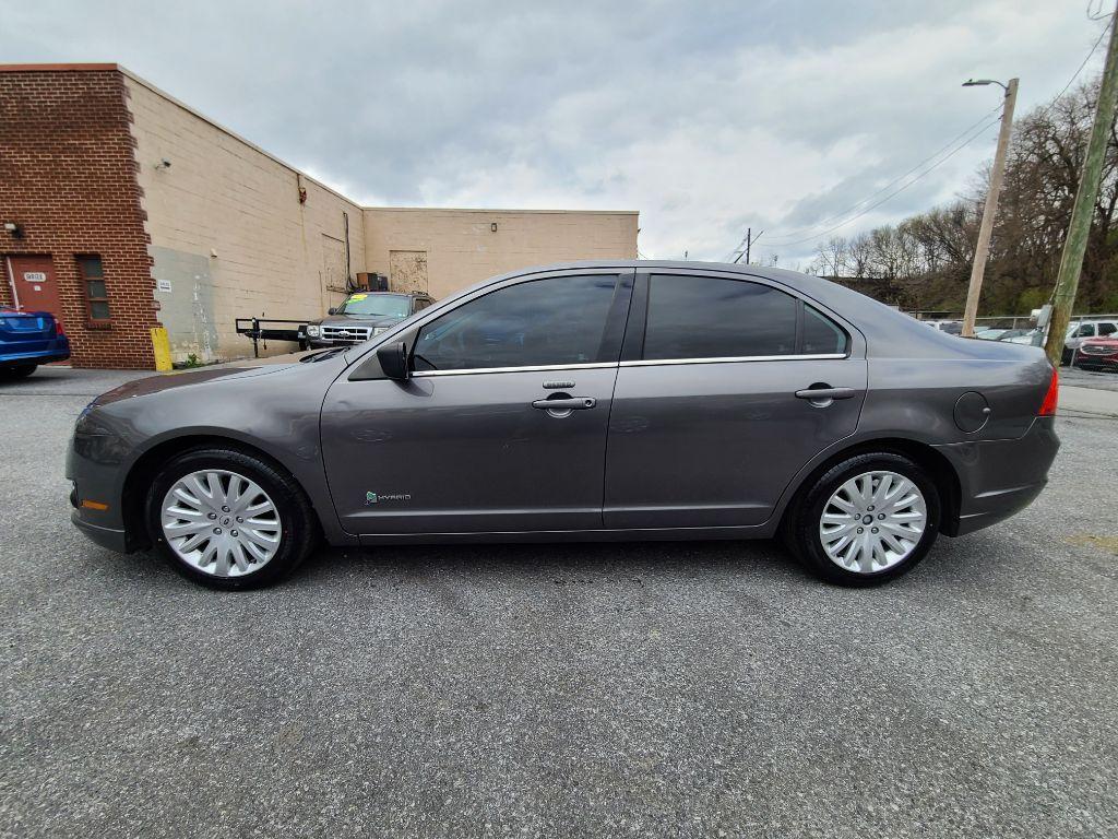 2012 GRAY FORD FUSION HYBRID (3FADP0L31CR) with an 2.5L engine, Continuously Variable transmission, located at 117 North Cameron Street, Harrisburg, PA, 17101, (717) 963-8962, 40.267021, -76.875351 - Photo #1