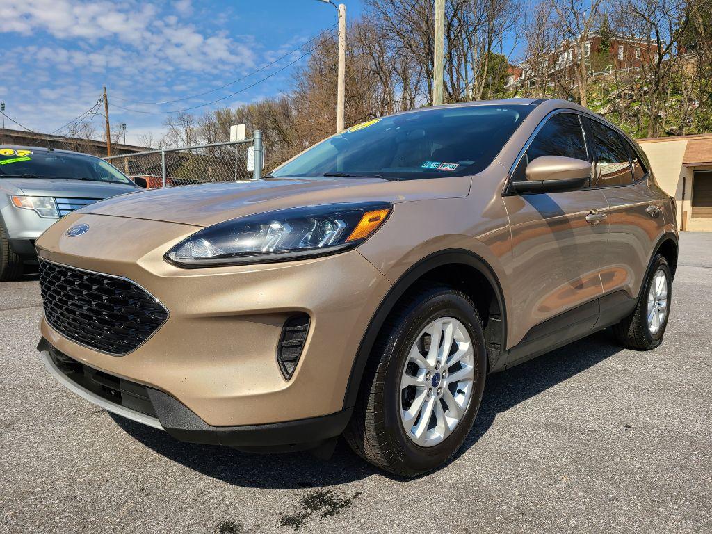photo of 2020 FORD ESCAPE 4DR