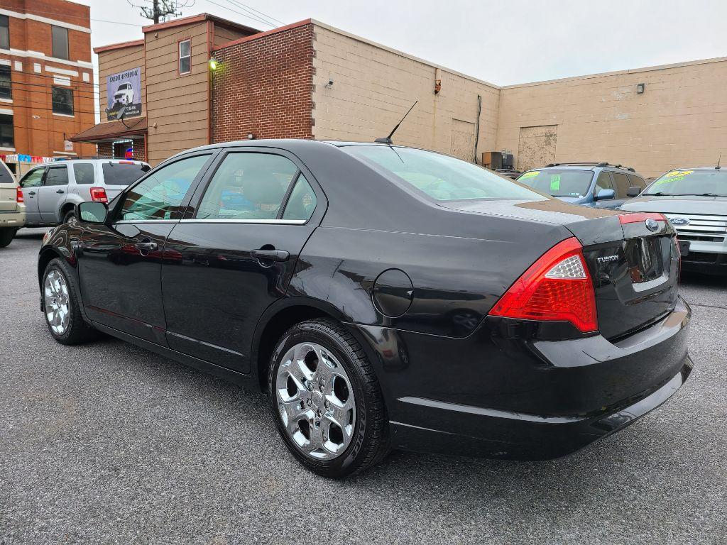 2010 BLACK FORD FUSION SE (3FAHP0HA8AR) with an 2.5L engine, Automatic transmission, located at 7981 Paxton Street, Harrisburg, PA, 17111, (717) 561-2926, 40.261490, -76.749229 - Photo #2