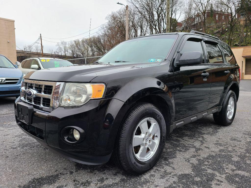 2012 BLACK FORD ESCAPE XLT (1FMCU9D74CK) with an 2.5L engine, Automatic transmission, located at 117 North Cameron Street, Harrisburg, PA, 17101, (717) 963-8962, 40.267021, -76.875351 - Photo #0