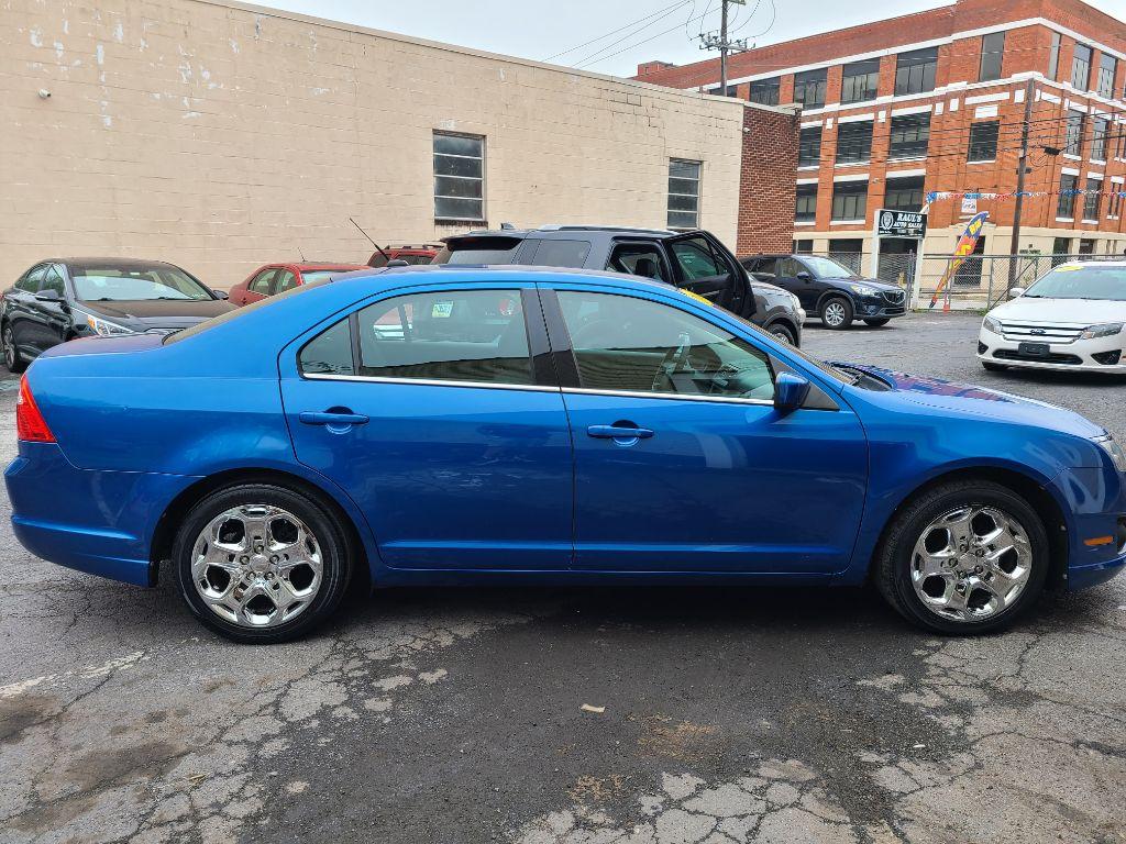 2011 BLUE FORD FUSION SE (3FAHP0HAXBR) with an 2.5L engine, Automatic transmission, located at 117 North Cameron Street, Harrisburg, PA, 17101, (717) 963-8962, 40.267021, -76.875351 - WE FINANCE!!! Good Credit/ Bad Credit/ No Credit - ALL Trade-Ins Welcomed!!! ***Guaranteed Credit Approval*** APPLY ONLINE or CALL us TODAY ;) Internet Prices and Marketplace Prices are SPECIAL discounted ***CASH DEALS*** Retail Prices are higher. Please call us to discuss your cash and finan - Photo #5