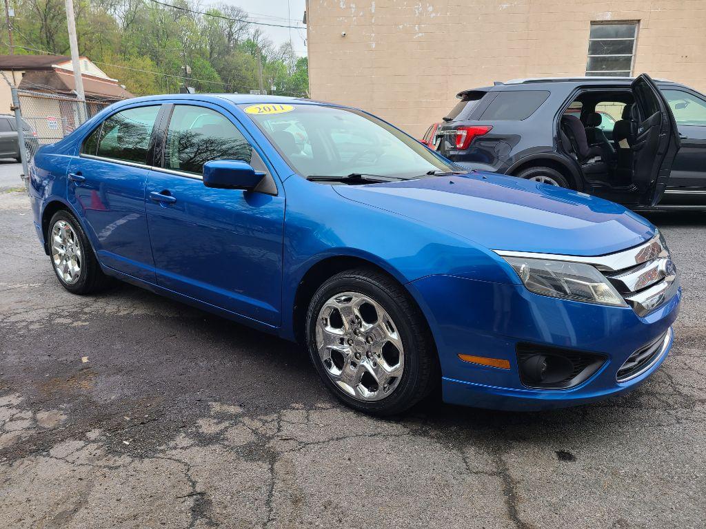2011 BLUE FORD FUSION SE (3FAHP0HAXBR) with an 2.5L engine, Automatic transmission, located at 117 North Cameron Street, Harrisburg, PA, 17101, (717) 963-8962, 40.267021, -76.875351 - WE FINANCE!!! Good Credit/ Bad Credit/ No Credit - ALL Trade-Ins Welcomed!!! ***Guaranteed Credit Approval*** APPLY ONLINE or CALL us TODAY ;) Internet Prices and Marketplace Prices are SPECIAL discounted ***CASH DEALS*** Retail Prices are higher. Please call us to discuss your cash and finan - Photo #6