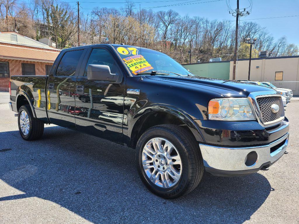 2007 BLACK FORD F150 LARIAT SUPERCREW (1FTPW14V97F) with an 5.4L engine, Automatic transmission, located at 117 North Cameron Street, Harrisburg, PA, 17101, (717) 963-8962, 40.267021, -76.875351 - Photo #6
