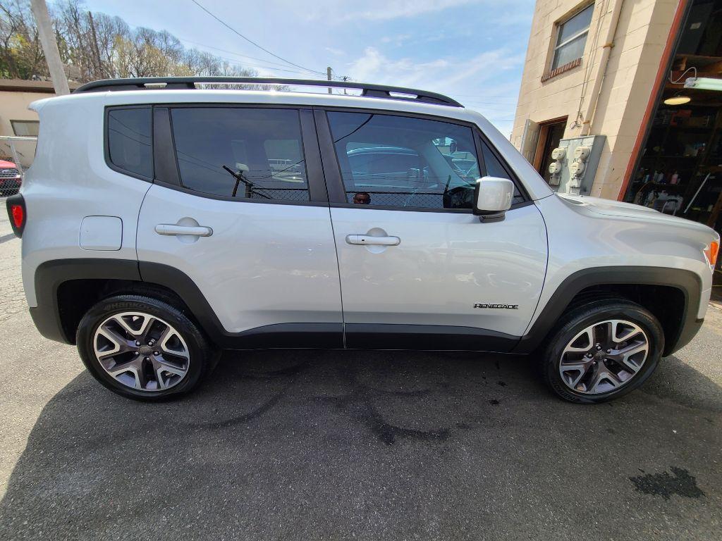 2016 SILVER JEEP RENEGADE LATITUDE (ZACCJBBT8GP) with an 2.4L engine, Automatic transmission, located at 7981 Paxton Street, Harrisburg, PA, 17111, (717) 561-2926, 40.261490, -76.749229 - Photo #5