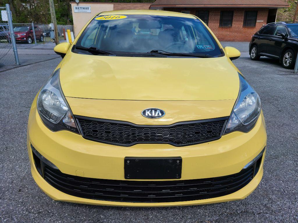 2016 YELLOW KIA RIO LX (KNADM4A32G6) with an 1.6L engine, 6-Speed Manual transmission, located at 117 North Cameron Street, Harrisburg, PA, 17101, (717) 963-8962, 40.267021, -76.875351 - Photo #7