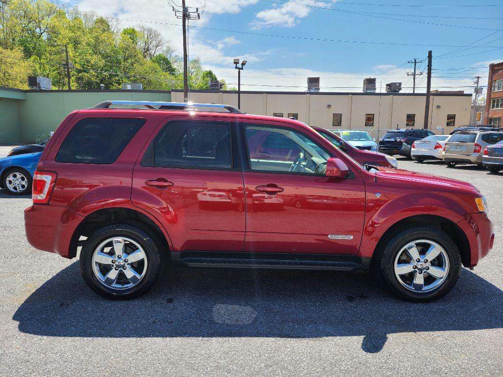 2008 RED FORD ESCAPE LIMITED (1FMCU94198K) with an 3.0L engine, Automatic transmission, located at 117 North Cameron Street, Harrisburg, PA, 17101, (717) 963-8962, 40.267021, -76.875351 - Photo #5