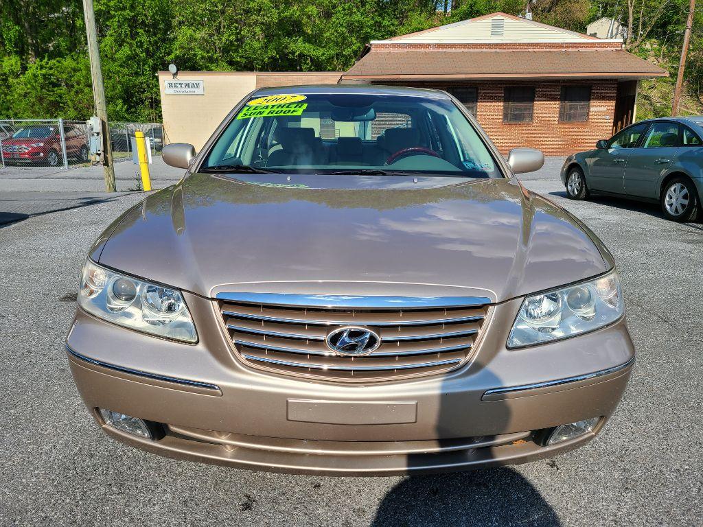 2007 GOLD HYUNDAI AZERA SE (KMHFC46F77A) with an 3.8L engine, Automatic transmission, located at 117 North Cameron Street, Harrisburg, PA, 17101, (717) 963-8962, 40.267021, -76.875351 - Photo #7
