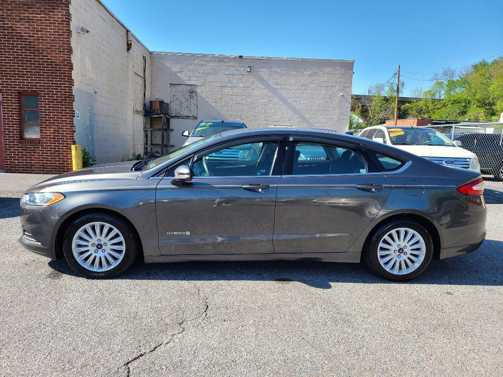 2015 GRAY FORD FUSION SE HYBRID (3FA6P0LU0FR) with an 2.0L engine, Continuously Variable transmission, located at 7981 Paxton Street, Harrisburg, PA, 17111, (717) 561-2926, 40.261490, -76.749229 - Photo #1