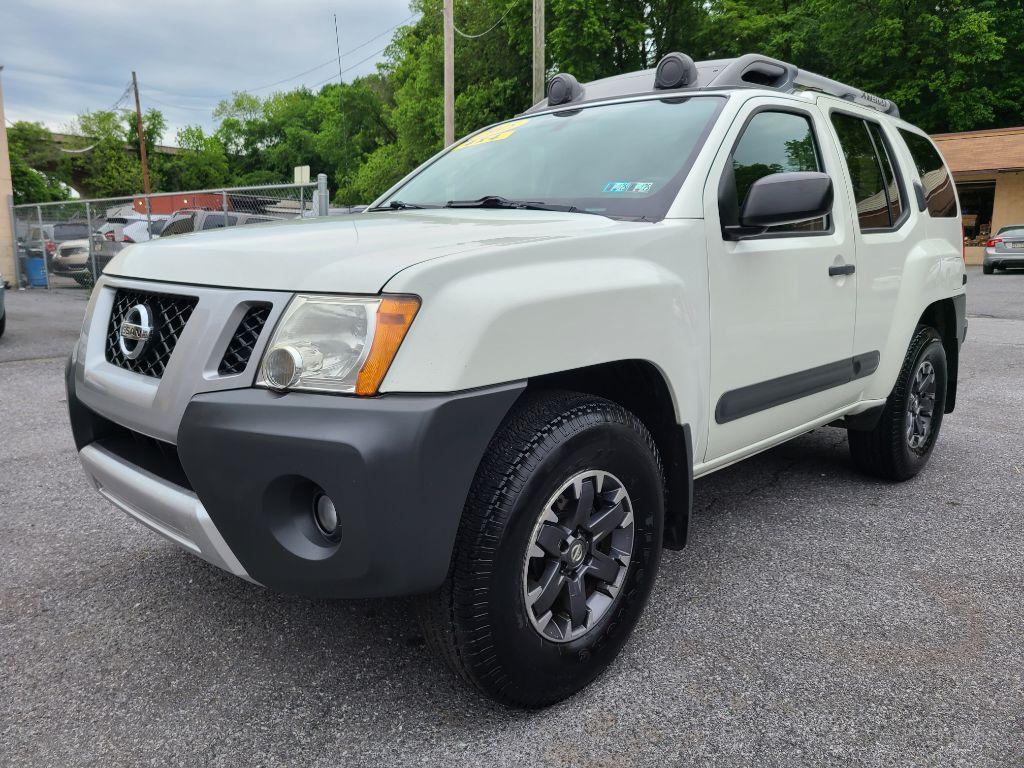 2015 WHITE NISSAN XTERRA X (5N1AN0NW0FN) with an 4.0L engine, Automatic transmission, located at 117 North Cameron Street, Harrisburg, PA, 17101, (717) 963-8962, 40.267021, -76.875351 - Photo #0