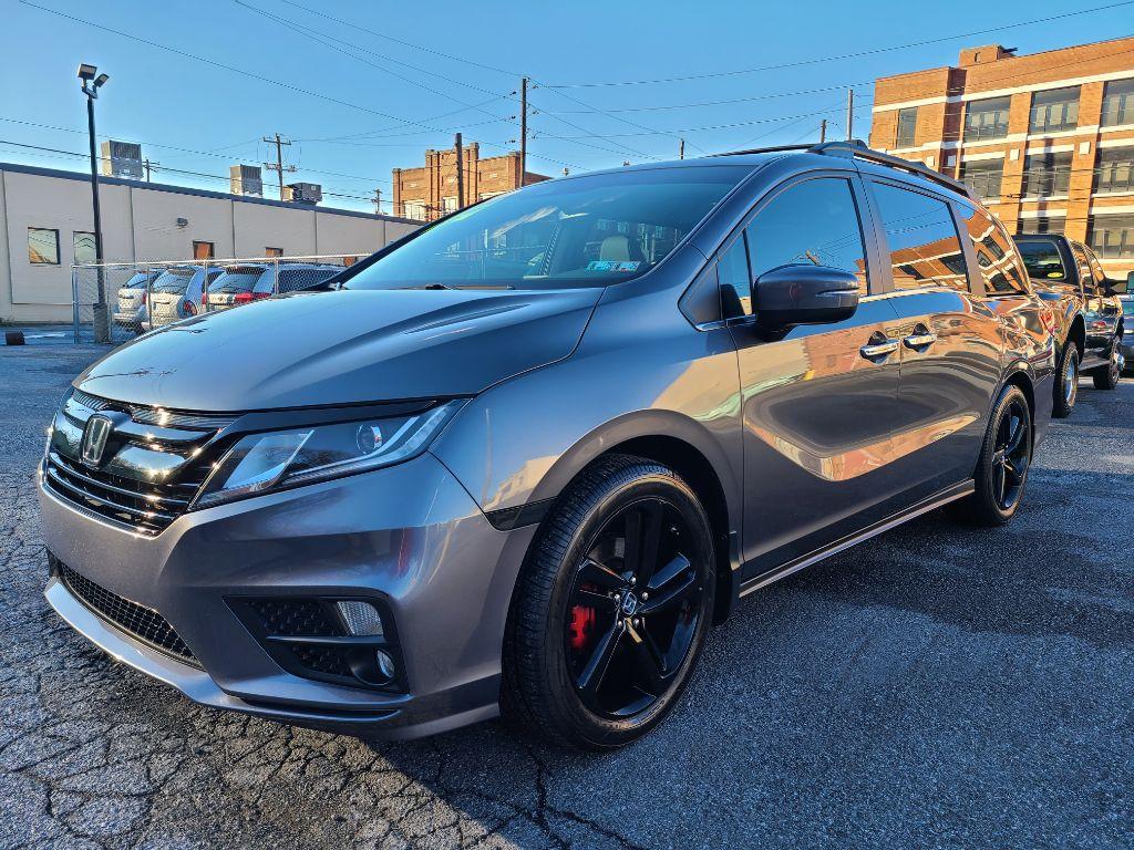 photo of 2018 HONDA ODYSSEY 4DR