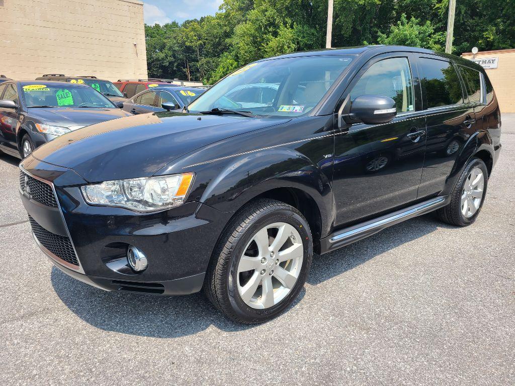 photo of 2013 MITSUBISHI OUTLANDER GT