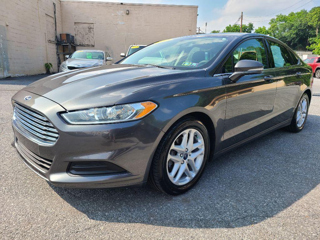 photo of 2016 FORD FUSION SE