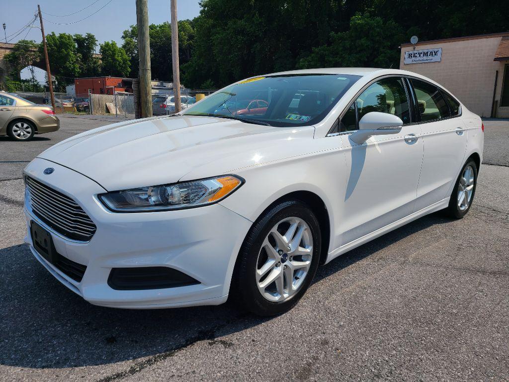 photo of 2014 FORD FUSION SE