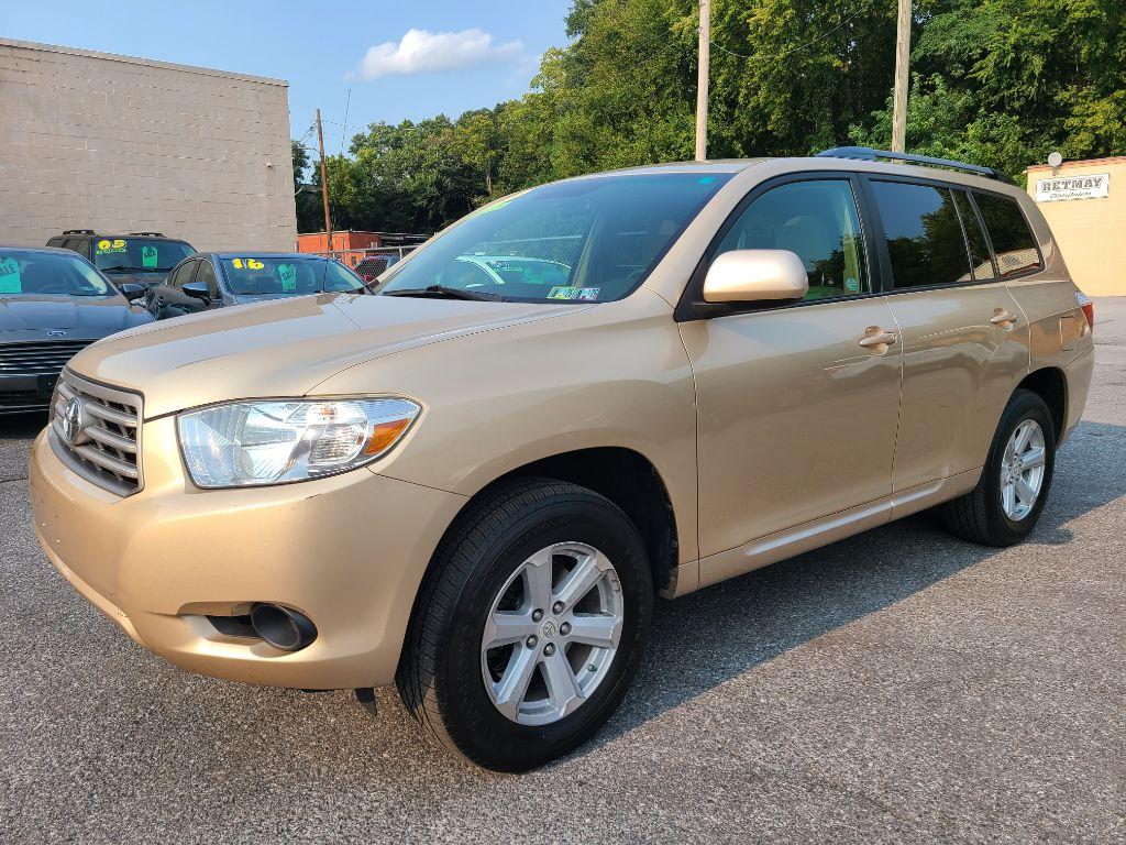 photo of 2010 TOYOTA HIGHLANDER BASE