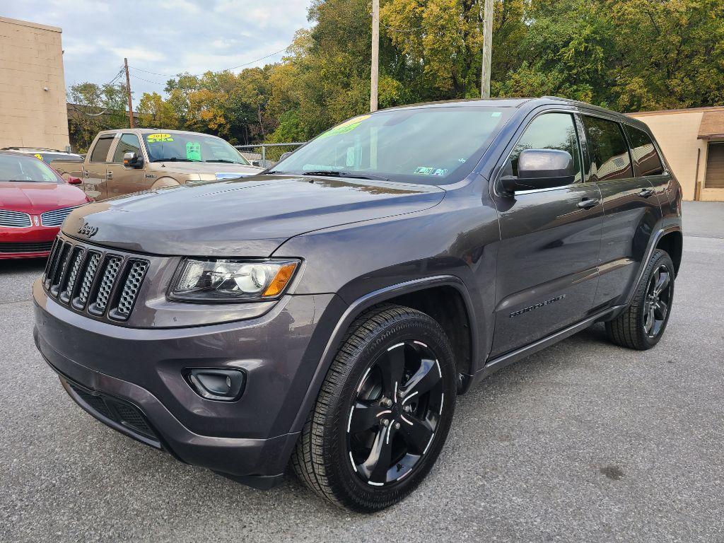 photo of 2015 JEEP GRAND CHEROKEE LAREDO
