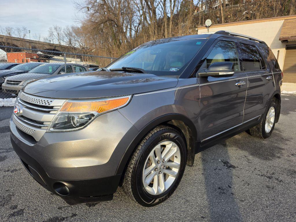 photo of 2013 FORD EXPLORER XLT
