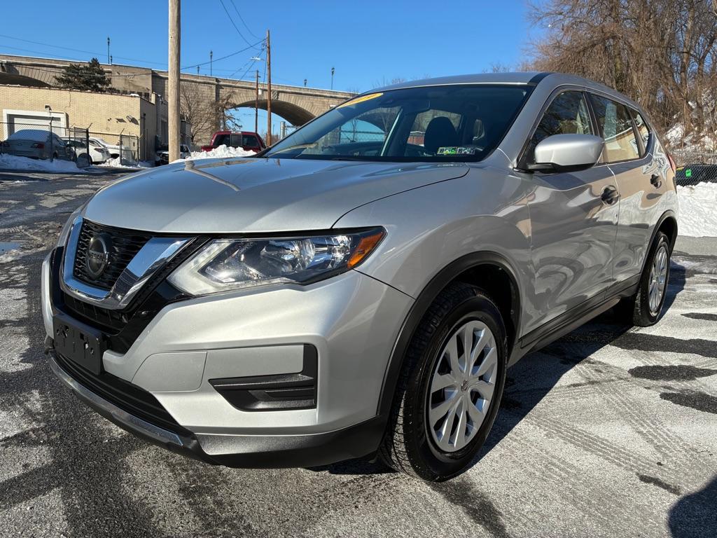 photo of 2019 NISSAN ROGUE S