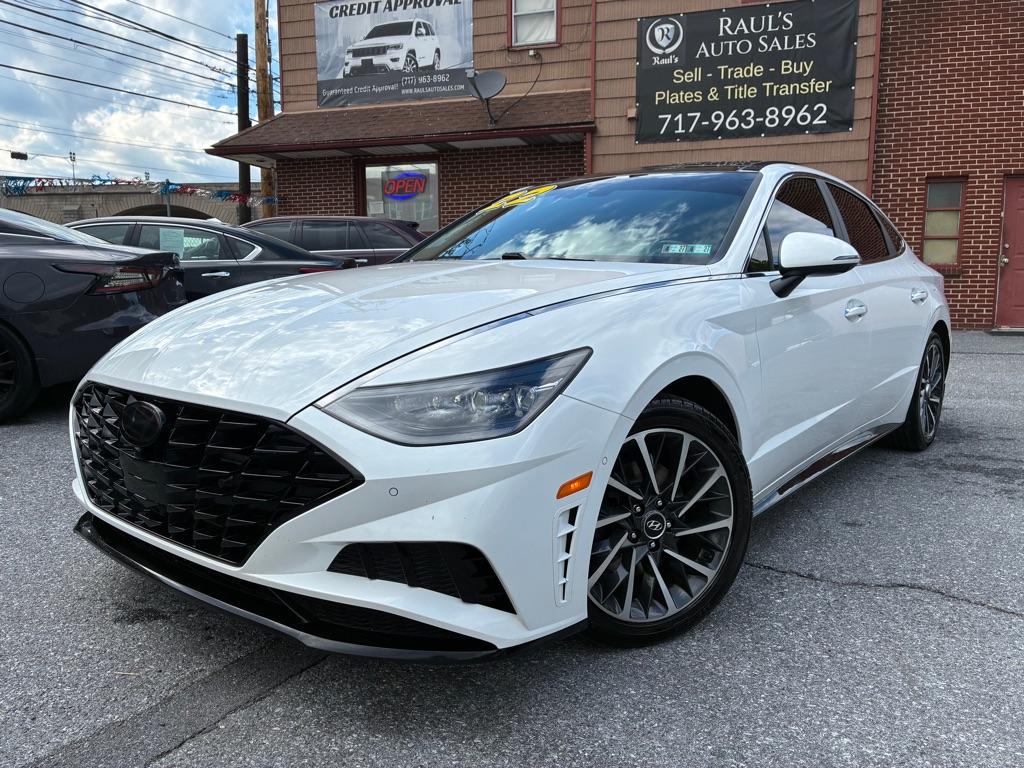 photo of 2022 HYUNDAI SONATA HYBRID