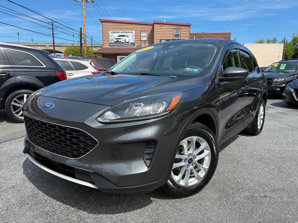 photo of 2020 FORD ESCAPE SE
