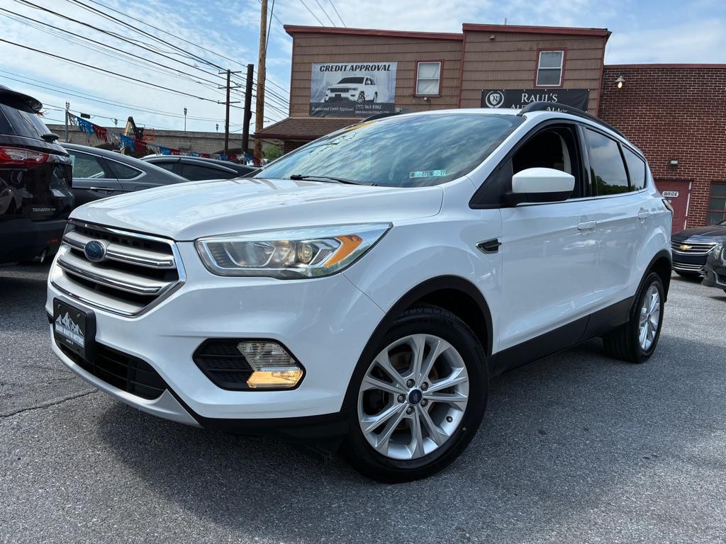 photo of 2017 FORD ESCAPE SE