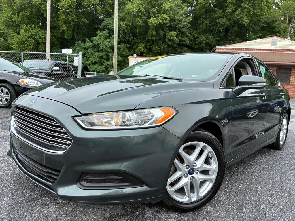 photo of 2015 FORD FUSION SE