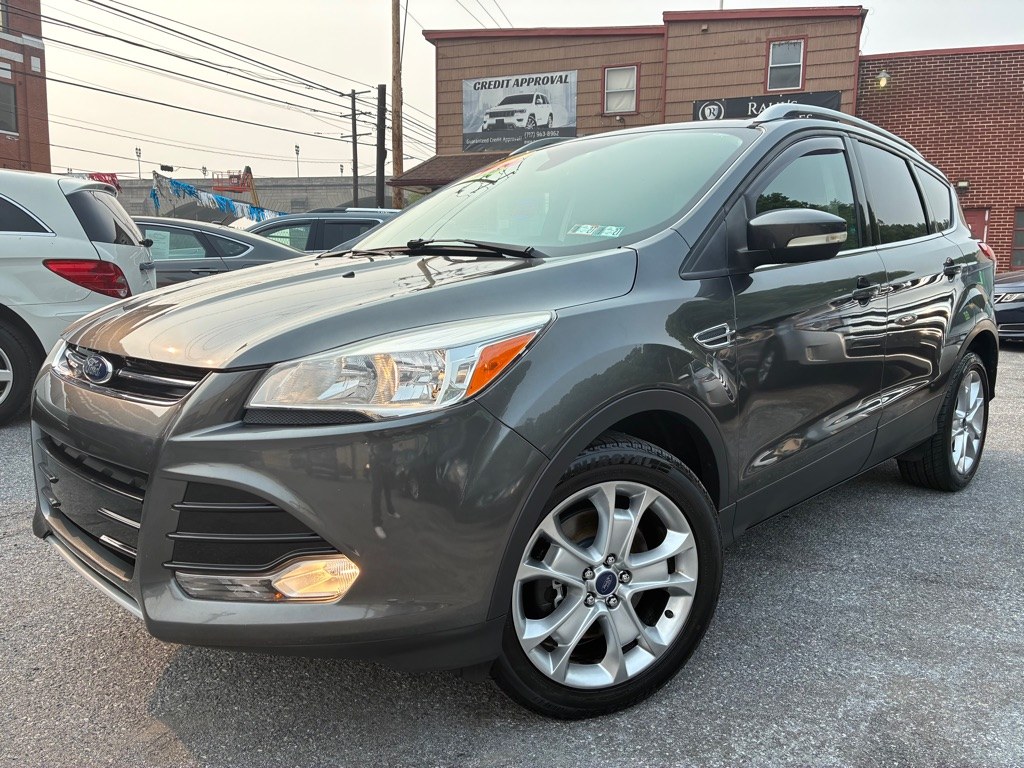 photo of 2016 FORD ESCAPE TITANIUM