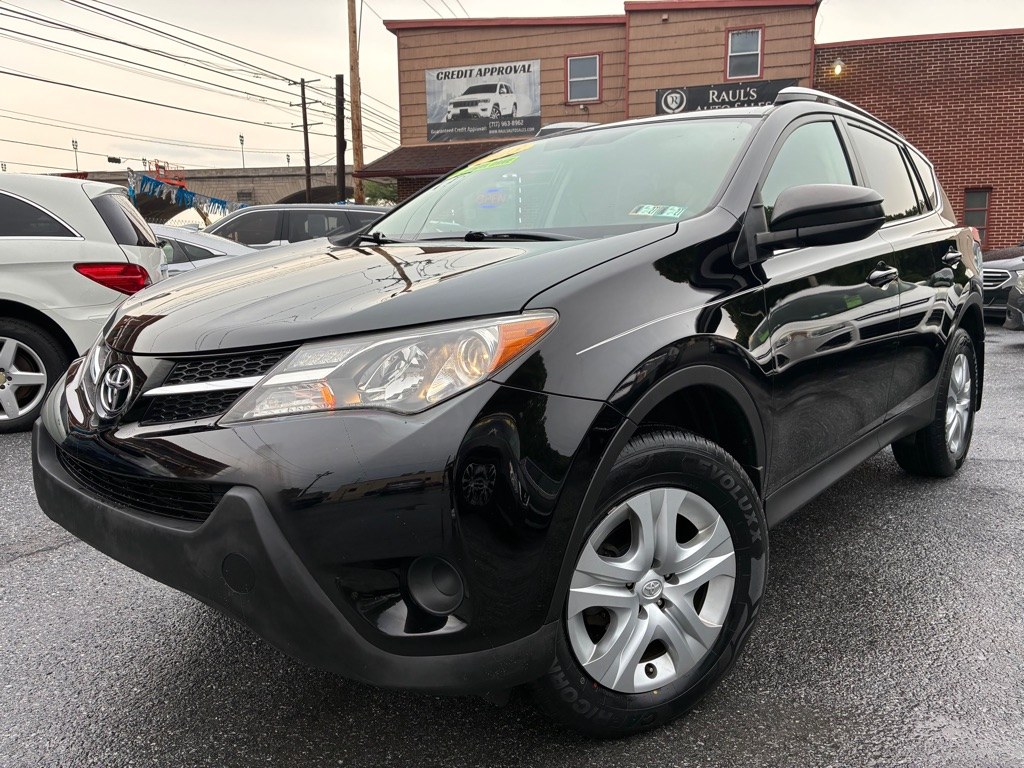 photo of 2013 TOYOTA RAV4 LE