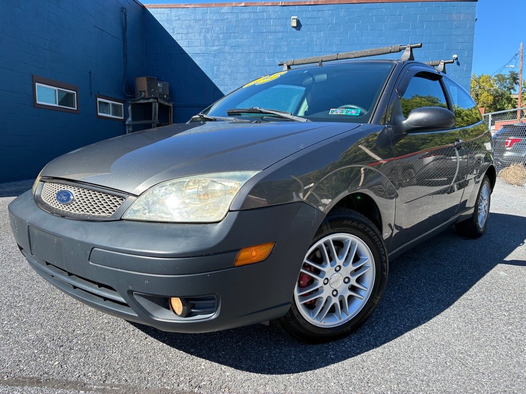 photo of 2005 FORD FOCUS ZX3