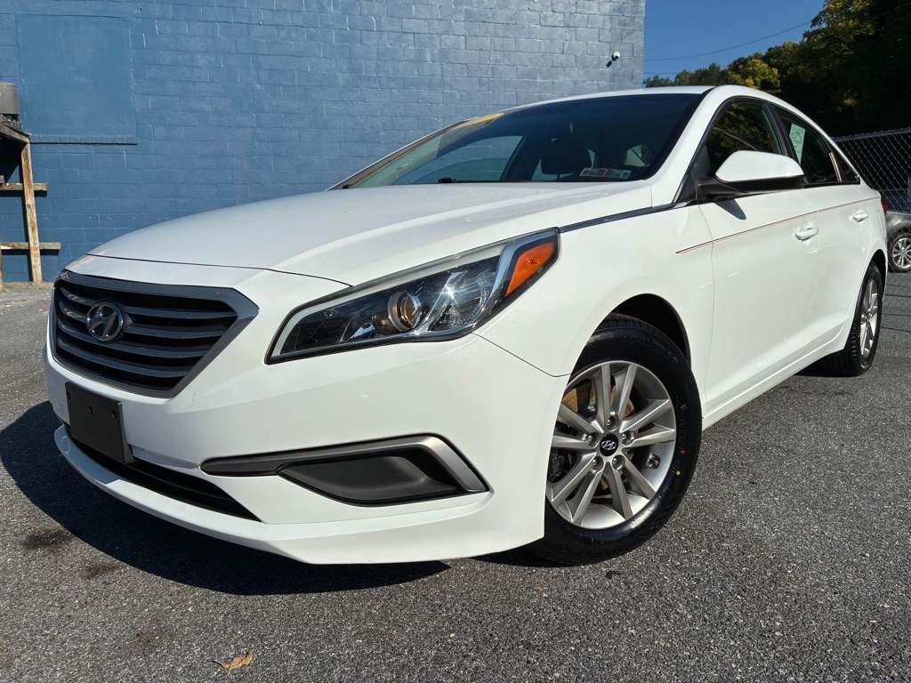 photo of 2017 HYUNDAI SONATA SE